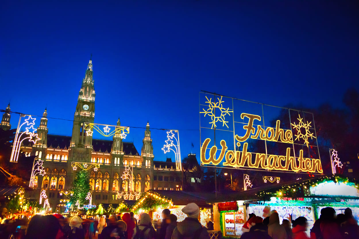 Top 3 Best European Christmas Markets 2